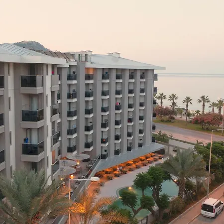فندق كليوباترا دريمز بيتش 4*