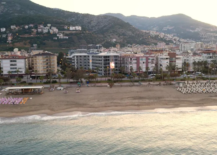 فندق كليوباترا دريمز بيتش 4*